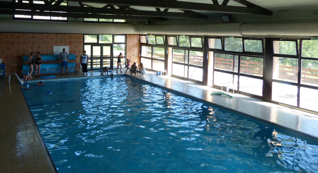 La piscine couverte et chauffée des Aveilles